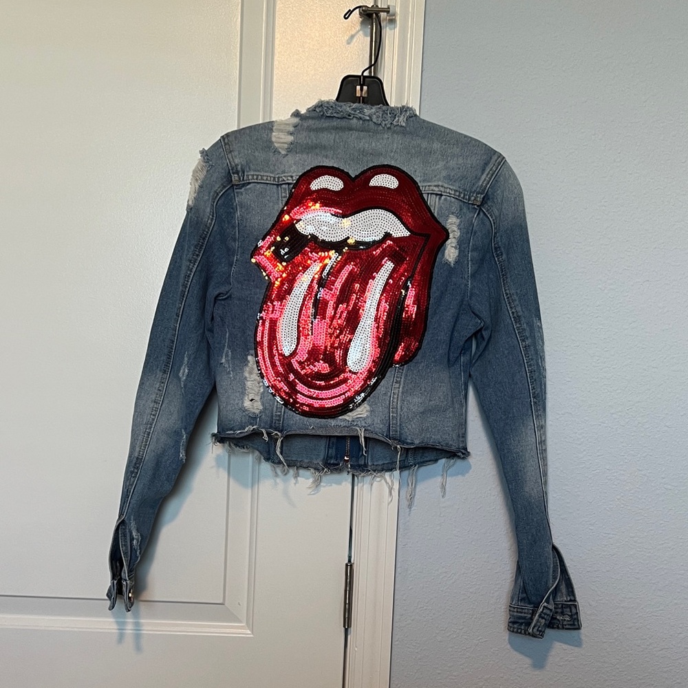 Gianni Bini Distressed Blue Denim Jacket